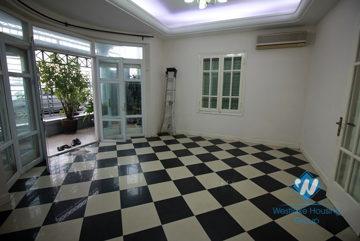 Lake view house for rent with four bedroom and four bathroom in Westlake Tay Ho, Hanoi